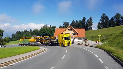 VarioMAX lowbed semi-trailer by Hämmerle in Austria