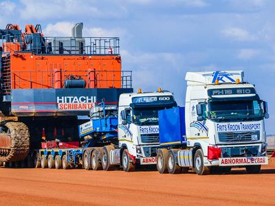 The Faymonville ModulMAX is a combinable road-going transport module with 2-6 axle lines and a total payload of up to 5,000 t.