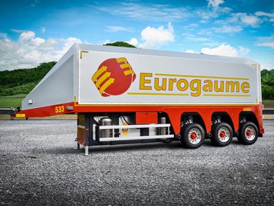 El semirremolque FloatMAX puede adaptarse de forma individual a los requisitos de transporte. A continuación figuran solo algunas posibilidades de equipamiento:

Aseguramiento neumático de descenso
Calefacción auxiliar lonas y cubiertas correderas
Llantas de aluminio