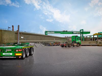 et een koppelschotel op het trekkende voertuig kan de handige FlexMAX-aanhangwagen ook extreme lasten dragen, met een indrukwekkend gewicht.