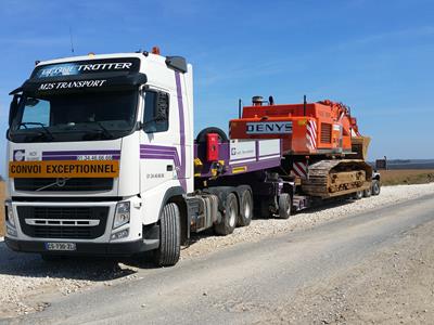 El GigaMAX de Faymonville es ideal para el transporte de maquinaria pesada de construcción en ingeniería civil y construcción de carreteras. Comparables al GigaMAX son el Eurocompacto de Scheuerle y Nicolas, el Euro Lowbed de Nooteboom, el STZ de Goldhofer, el Vario y el Panther de Doll.