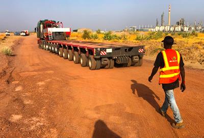 ASB Valiant from Chad has 10 modular axle lines with gooseneck in use.