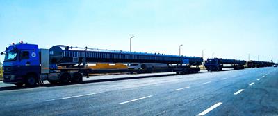 Drei 38 Meter lange Stahltanks mit einem Gewicht von je 42 Tonnen hat das lokale Unternehmen Egyptian Global Logistics S.A.E - EGL in Ägypten auf Faymonville Telesatteln bewegt.