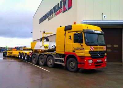 Ten years ago in 2011, an Aertssen driver came to our production site in Büllingen to pick up this 3+4 lowbed combination.