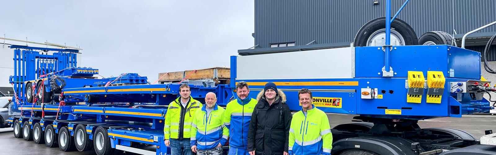 Eine 7-Achser und ein 2-Achs Bogie wurden so entwickelt, um die spezifischen Anforderungen für den Transport von Straßenbahnen und Waggons zu erfüllen.