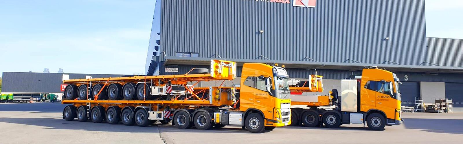 Diese 6-achsigen Plateau-Auflieger mit hydraulischer Lenkung und 22,5"-Bereifung sind für den Transport von kompakten schweren Krangewichten und Krankomponenten vorgesehen.