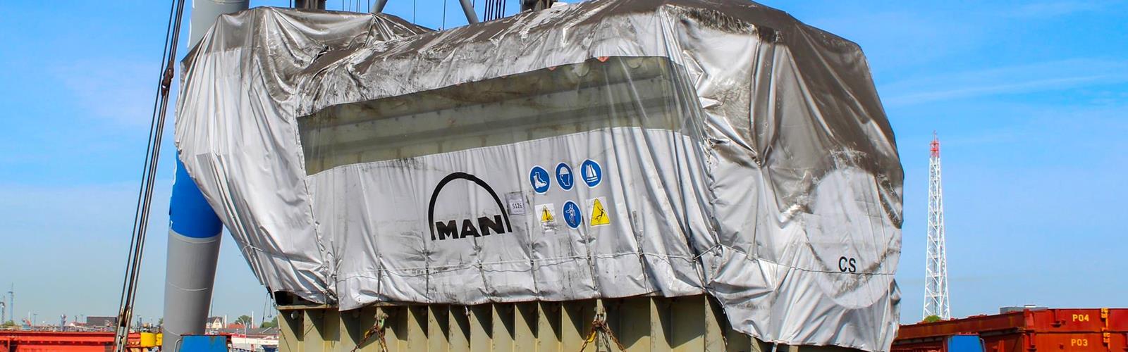 This time, five diesel engines from the manufacturer MAN were waiting in one of the many warehouses.