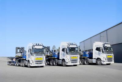 With the addition of three state-of-the-art FlexMAX 2+4 self-steering trailers, complete with advanced blade adapters, the company is strengthening its capabilities in handling complex projects.