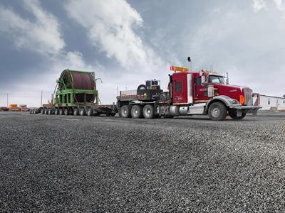 The HighwayMAX-Booster with a 3-axle pin-on nitro-booster helps to significantly increase the legal payload capacity