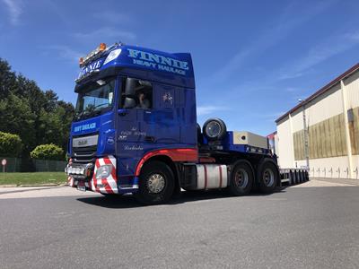 Deux nouvelles semi-remorques pour Finnie Heavy Haulage