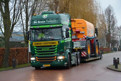 “We zijn blij met onze trailers van Faymonville en MAX Trailer”, rapport Hendri Bestman na weer een succesvol afgerond project.